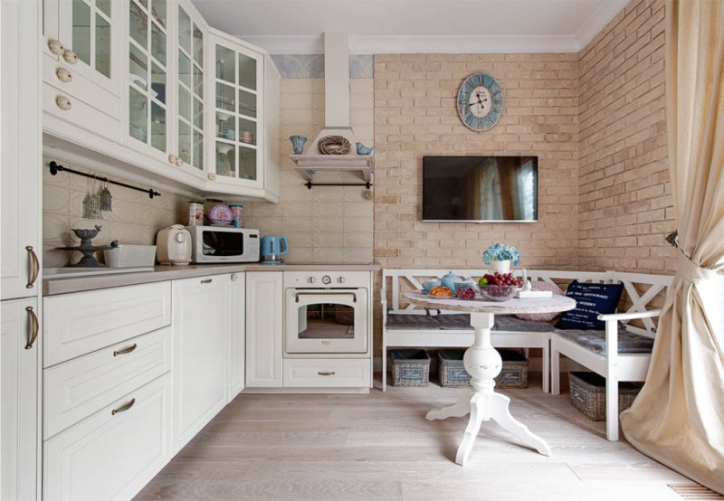 Gạch trong nhà bếp theo phong cách của Provence