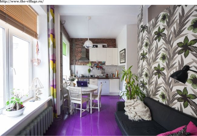 Kis és világos konyha-nappali