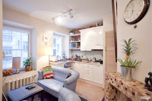 Reurbanización de un pequeño apartamento en el antiguo stock - cocina-salón