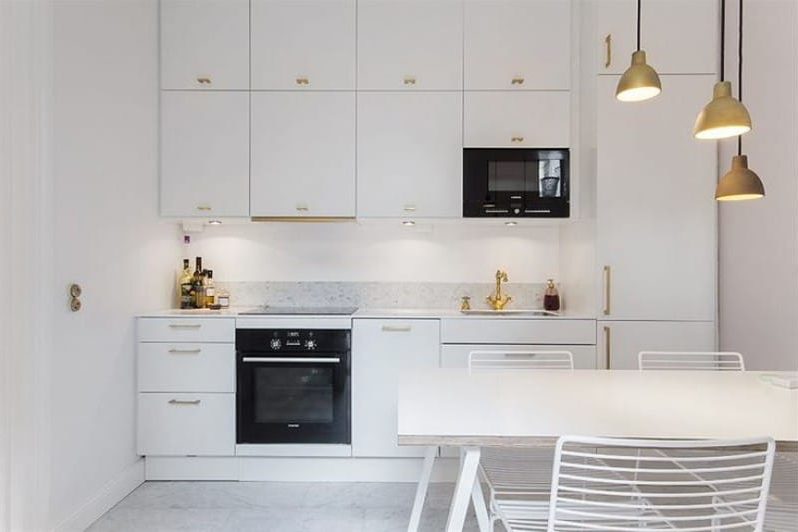Bucătărie albă Metoda Ikea Nunta