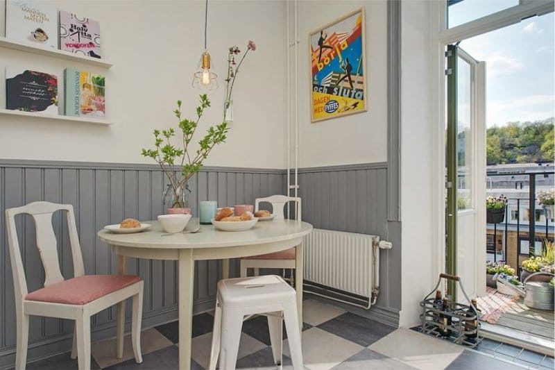 Трапезария в кухнята в стил френско кафене