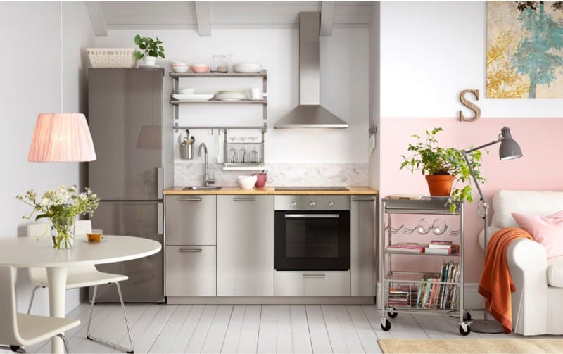 Gray-pink kitchen