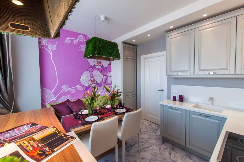 Beige, lilac and green colors in the interior of the kitchen