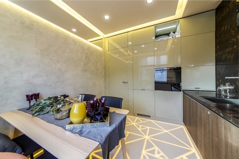 L-shaped kitchen area of ​​11 square meters. meters