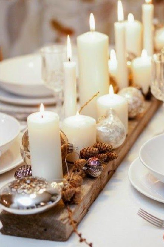 Espelma de fusta a la taula