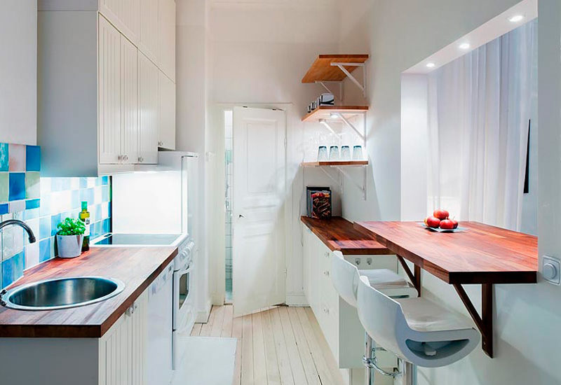 Verteilungsfenster zwischen Küche und Raum
