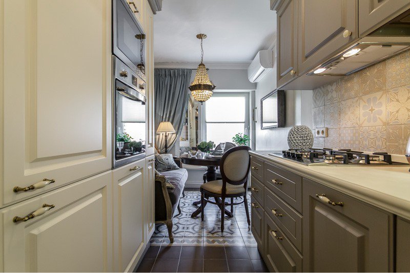 Tweespan-suite in de smalle keuken (1)