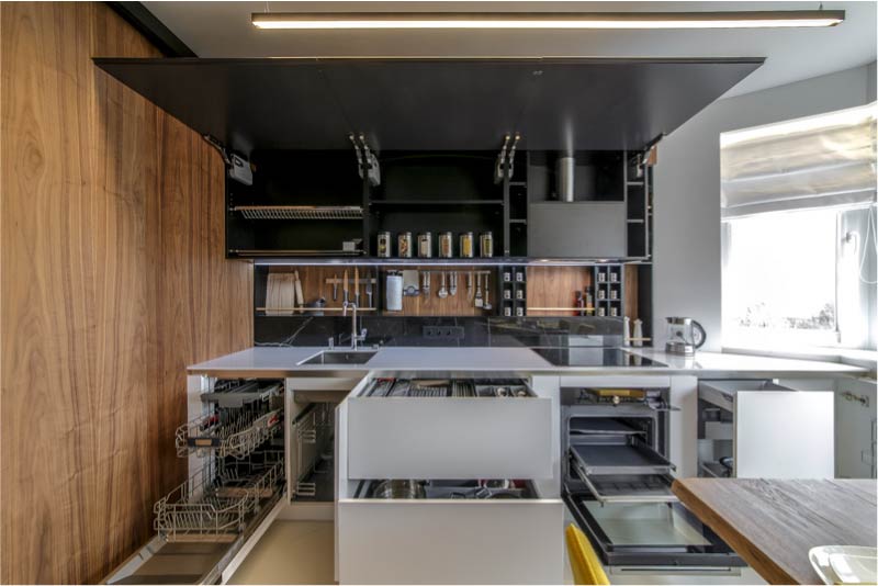 13 metrelik bir mutfağın iki sıralı düzeni