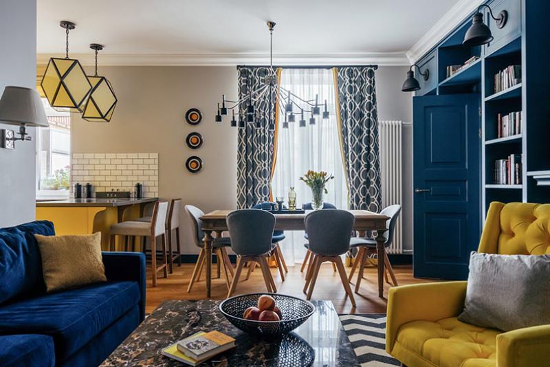 Kuchyňa - obývacia izba - jedáleň v modrej farbe