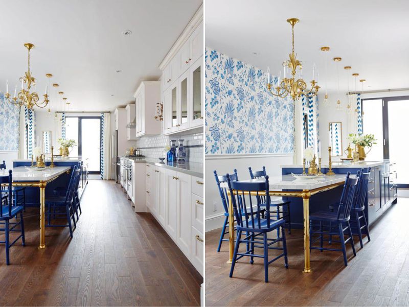 Modrá kuchyňa s modrou tapetou