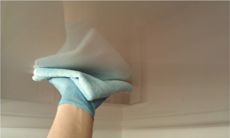 Umývanie strešného stropu